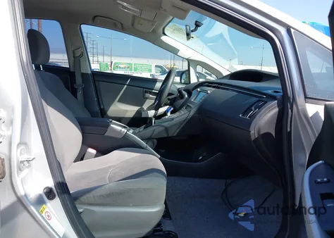 2012 Toyota Prius Two z USA, uszkodzony, nr VIN JTDKN3DU7C5425506